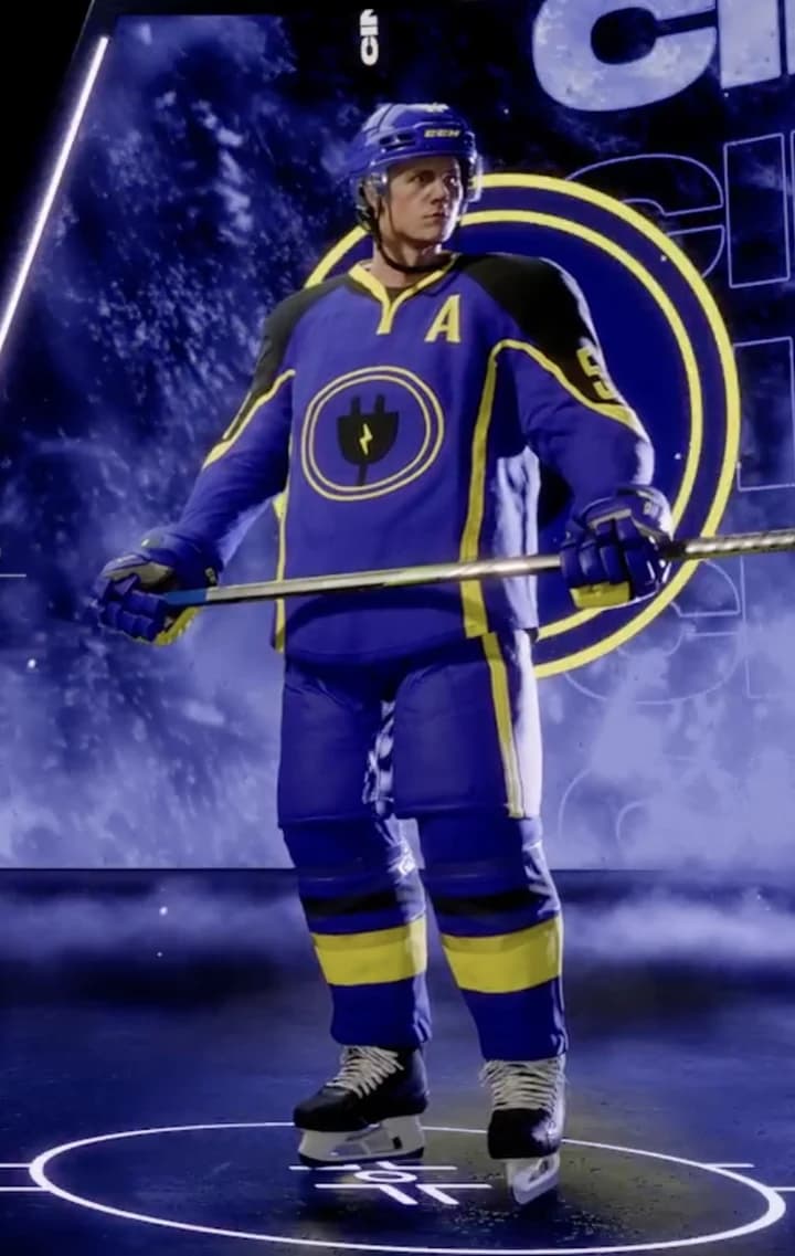 Cincinnati Thunderbolts home uniform